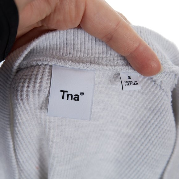 TNA Aritzia Gray Cotton Waffleknit Sweater Women's Size Small - Picture 8 of 10